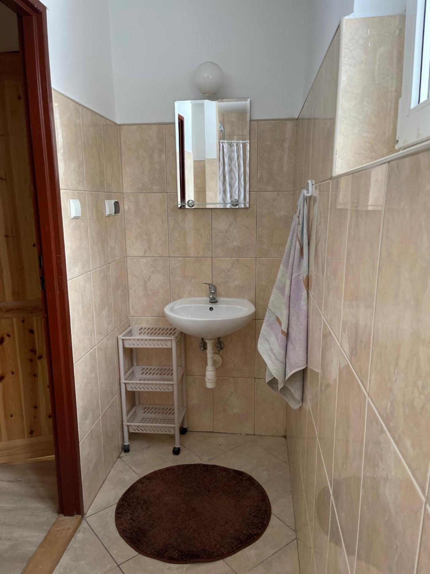 Bieszczadzki Brzeg Apartment *